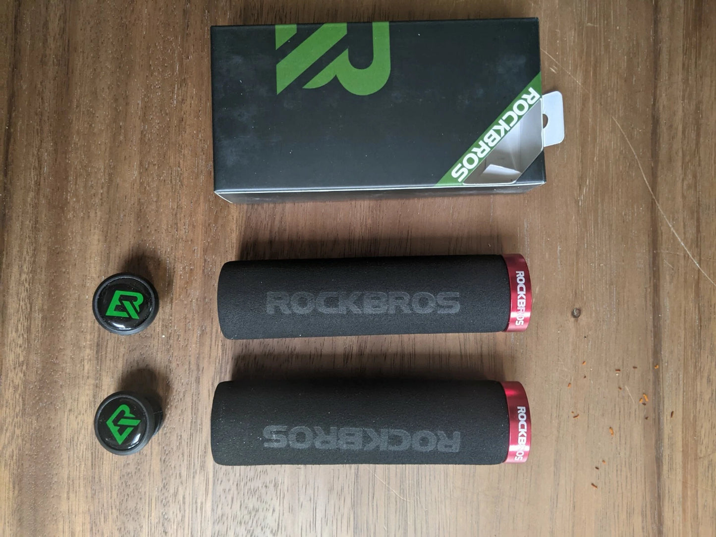 Lock On Grips - Foam Handlebar - MTB Flat Bar, Red Collar, UK Stock